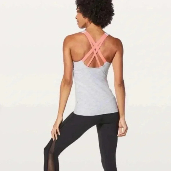 Lululemon stash and run tank top Size 8 - Picture 3 of 5